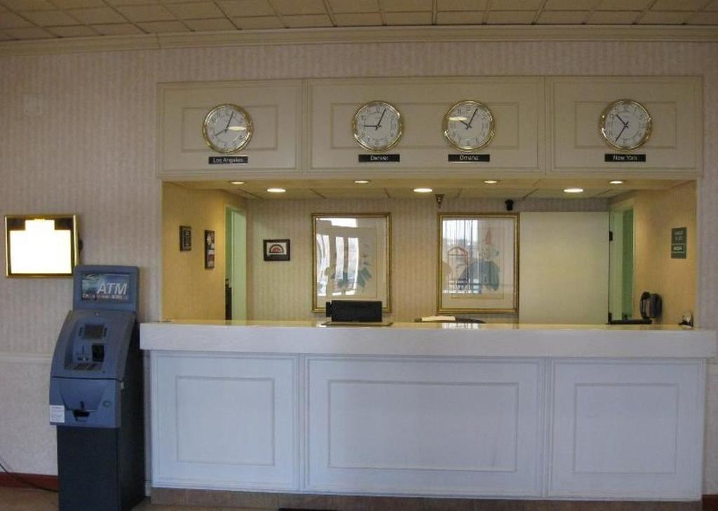 Carol Hotel Omaha Dalaman gambar